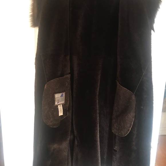 Shearling Coat - Picture 5 of 5